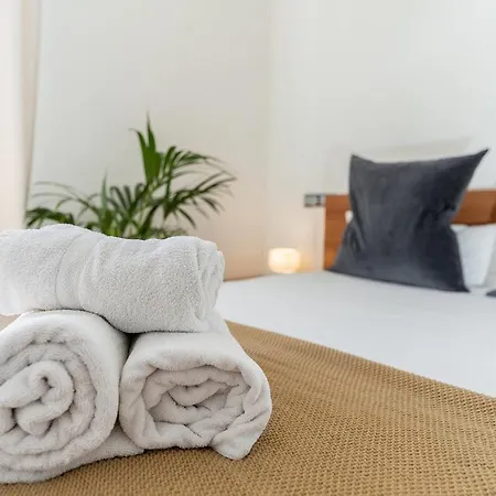 Monko On The Rock Apartment