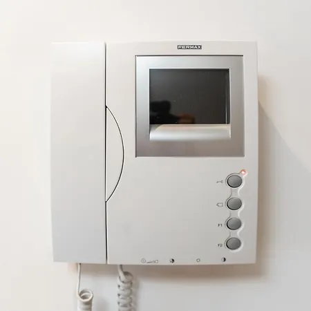 Monko On The Rock Apartment *